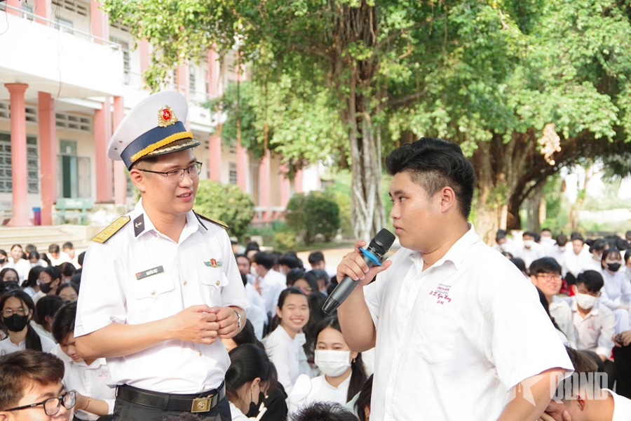 Trường Cao đẳng Kỹ thuật Hải quân đẩy mạnh tuyên truyền biển, đảo và thu hút nguồn nhân lực tại Tây Ninh